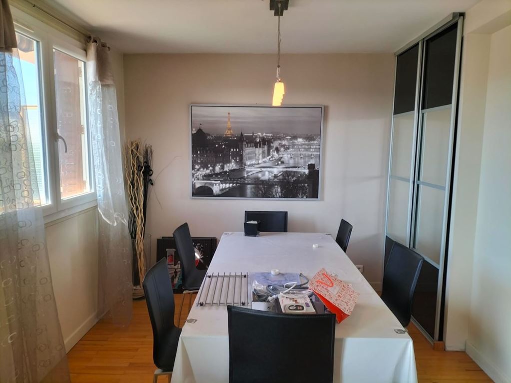 Appartement T4 CLERMONT FERRAND 136500€ Agence Terres d'Immo Appartement T4 CLERMONT FERRAND 136500€ Agence Terres d'Immo