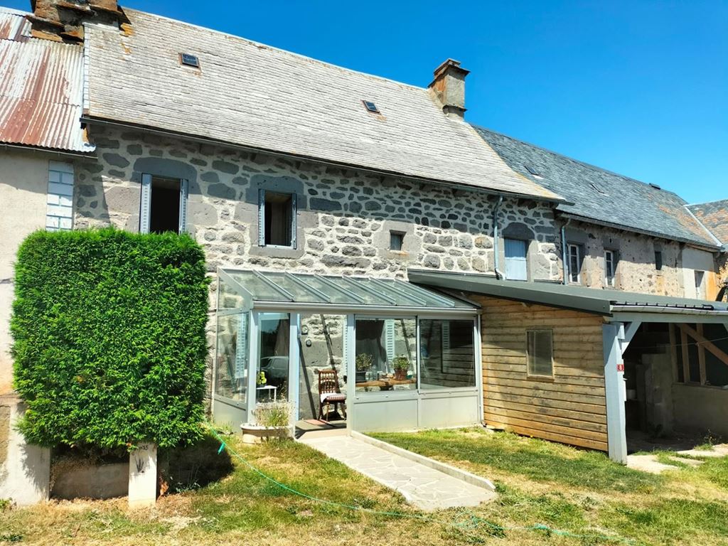 Maison VALUEJOLS 57000€ Agence Terres d'Immo Maison VALUEJOLS 57000€ Agence Terres d'Immo
