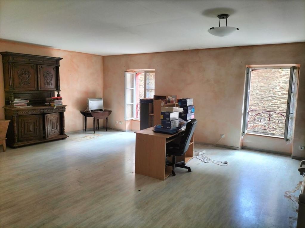 Immeuble BLESLE 133100€ Agence Terres d'Immo Immeuble BLESLE 133100€ Agence Terres d'Immo