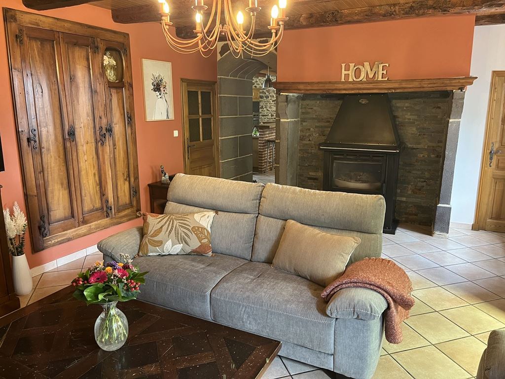 Maison ST MARY LE PLAIN 265200€ Agence Terres d'Immo Maison ST MARY LE PLAIN 265200€ Agence Terres d'Immo
