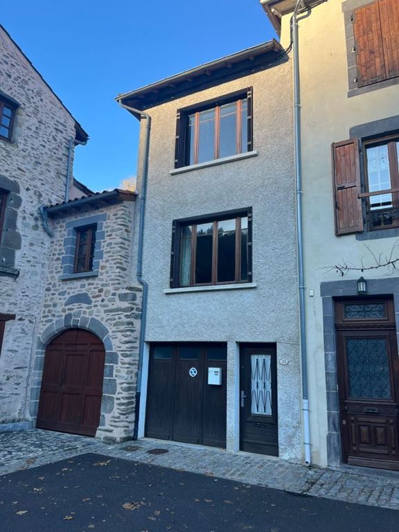 Maison BLESLE 106000€ Agence Terres d'Immo Maison BLESLE 106000€ Agence Terres d'Immo
