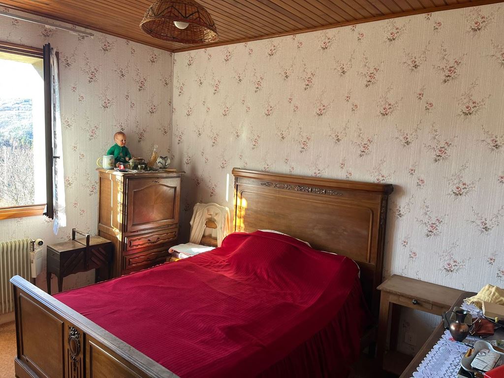 Maison indépendante BLESLE 159000€ Agence Terres d'Immo Maison indépendante BLESLE 159000€ Agence Terres d'Immo