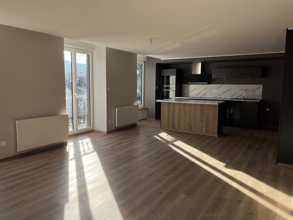 Appartement T3 MASSIAC 167000€ Agence Terres d'Immo Appartement T3 MASSIAC 167000€ Agence Terres d'Immo